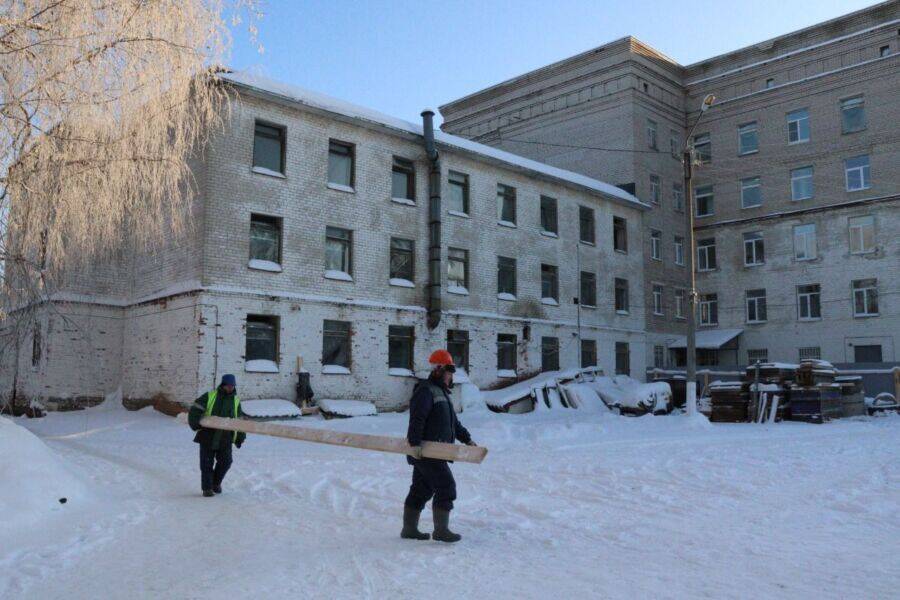 В Костроме стартовало строительство гинекологического отделения окружной больницы №1