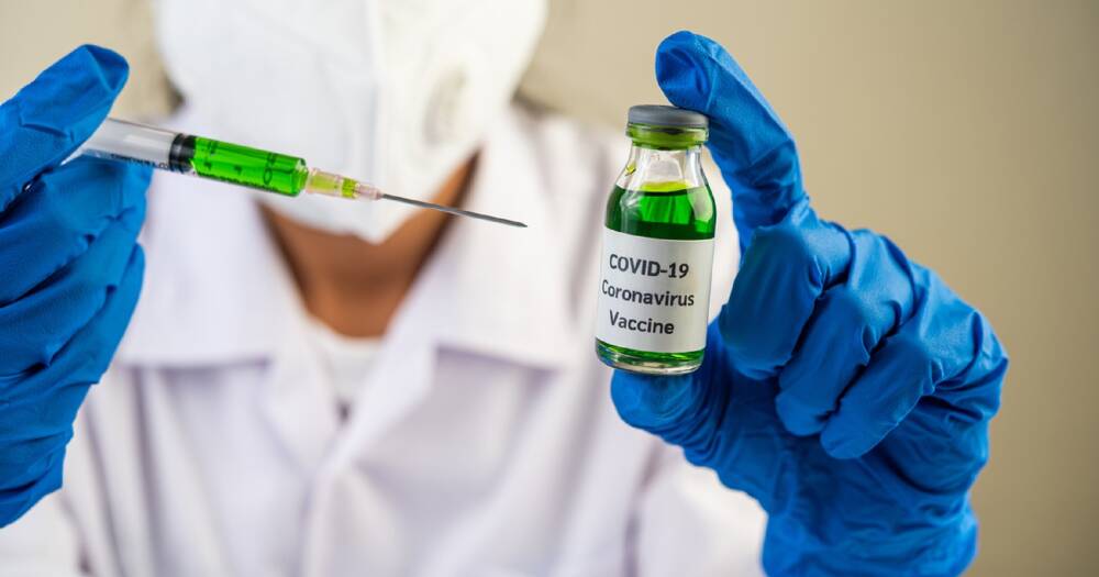 Гинцбург заявил, что вакцинация от коронавируса не может стать платной в России