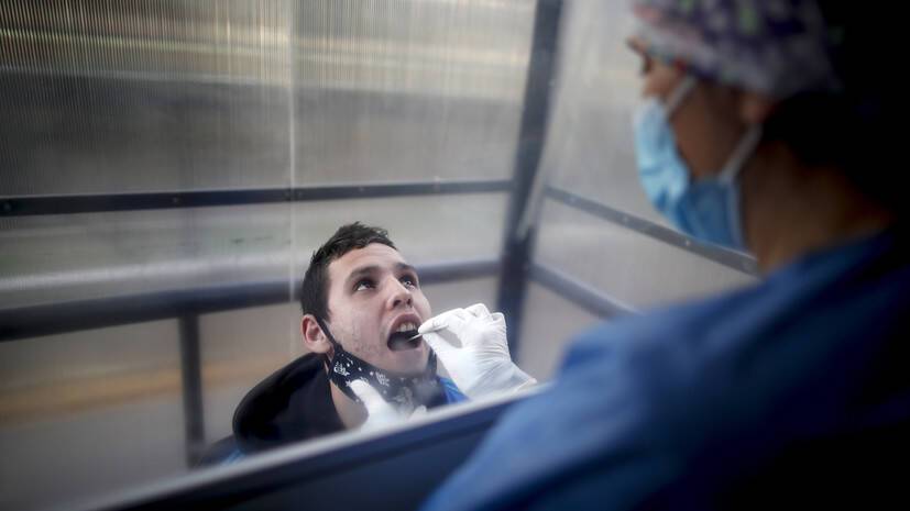 В Аргентине за сутки выявили более 139 тысяч случаев коронавируса