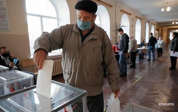 Выборы на Донбассе снова решили не проводить