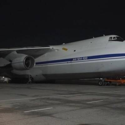 Еще один самолет с российскими миротворцами прибыл из Казахстана