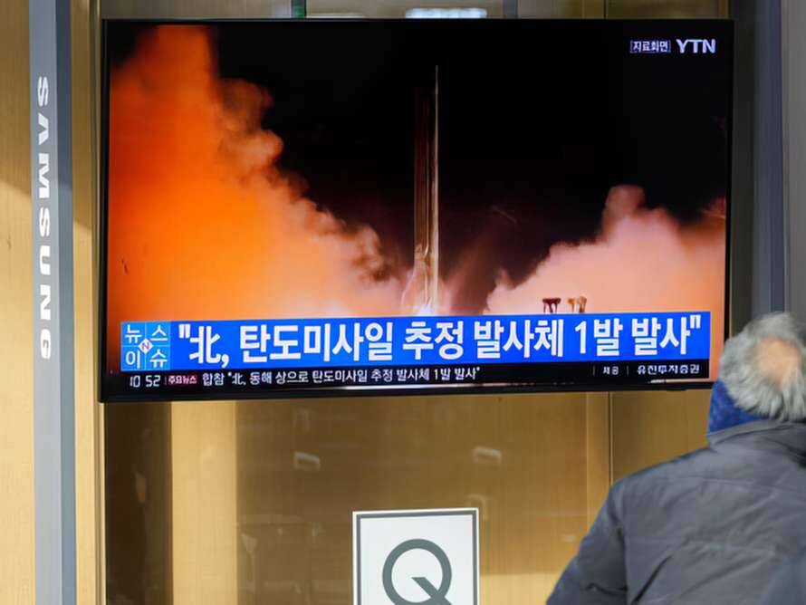 КНДР запустила гиперзвуковую ракету, которая вызывает сильную турбулентность в атмосфере