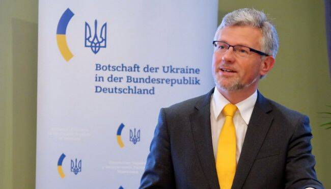 Украина клянчит у ФРГ оружие в преддверии визита в Киев главы немецкого МИД