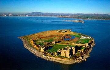 В Британии ищут короля острова для управления старинным пабом и замком 14-го века