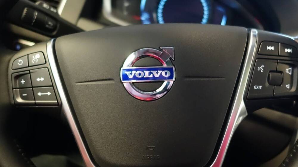Volvo показала обновленный вариант грузовика VNR Electric