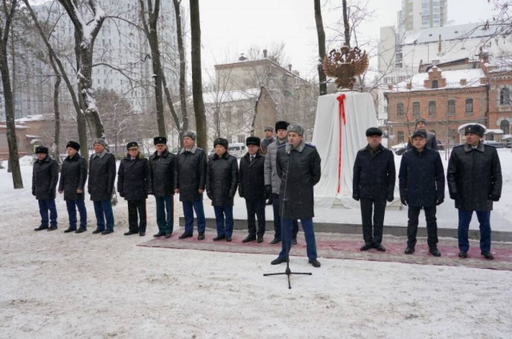 В Хабаровске открыли мемориальный памятник «300 лет прокуратуре России»