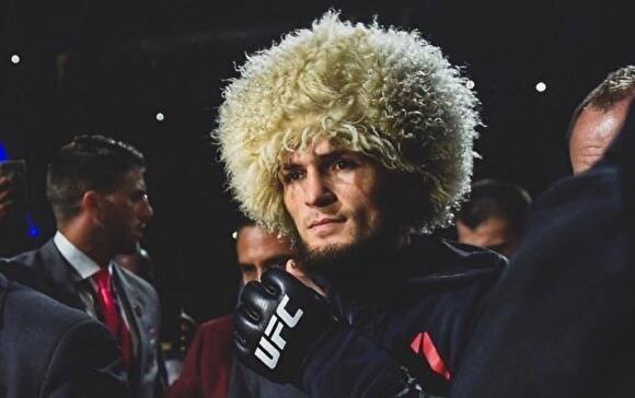 Экс-чемпион UFC Хабиб Нурмагомедов открыл в Москве ресторан быстрого питания