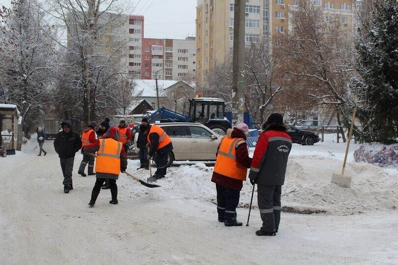 Кто из уфимцев принял участие в субботнике по уборке снега