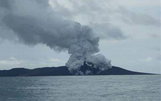 Извержение вулкана в Тонга вероятно было мощнейшим за тысячу лет - ученый