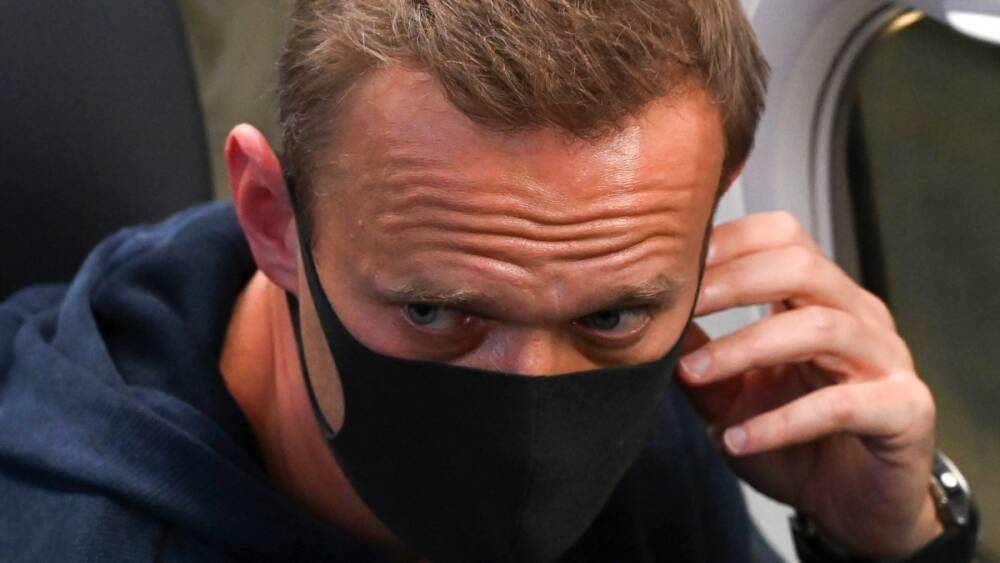 Европейский союз призвал Россию "немедленно" освободить Навального