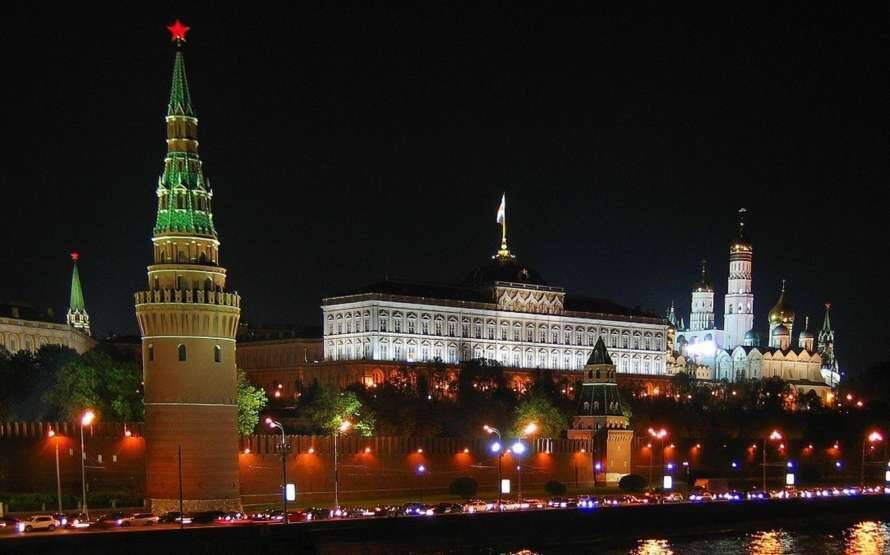 В Кремле оценили идею Зеленского обсудить совместно с США отношения с Украиной
