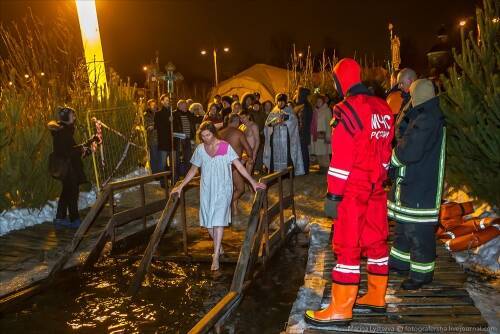 Бригады скорой помощи будут дежурить в местах крещенских купаний в Нижнем Новгороде