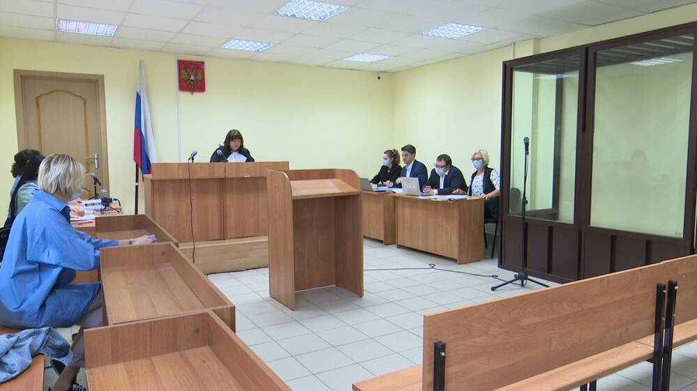 Громкое дело о растрате 20 млн рублей на воронежском авиазаводе вернули в суд