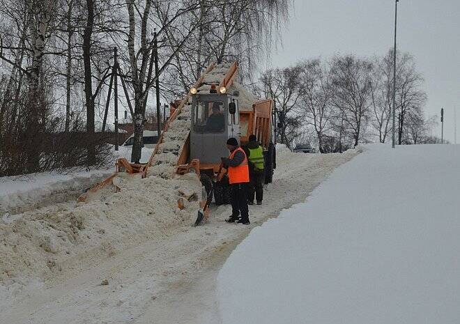 Мэрия Рязани опубликовала список улиц, с которых ночью будут вывозить снег