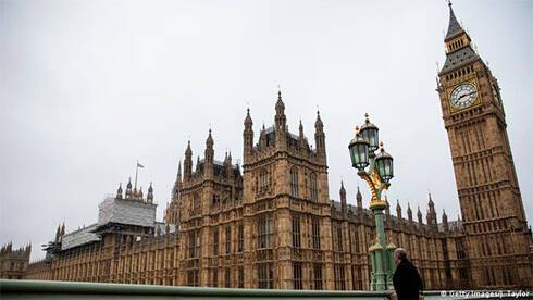 Лондон обещает поставить Украине оборонительные вооружения