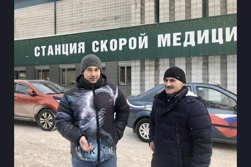 В Новосибирске фельдшер получил ножевое ранение при спасении врача