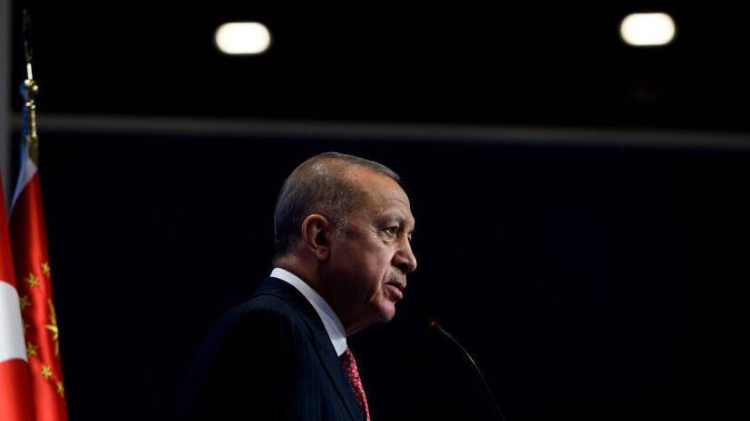 В Анкаре заявили, что Эрдоган пригласил Путина и Зеленского в Турцию для переговоров