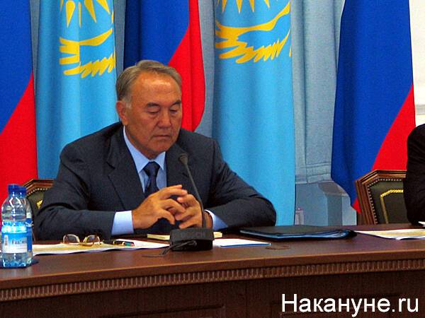 Парламент Казахстана отозвал пожизненное председательство Назарбаева в Совбезе