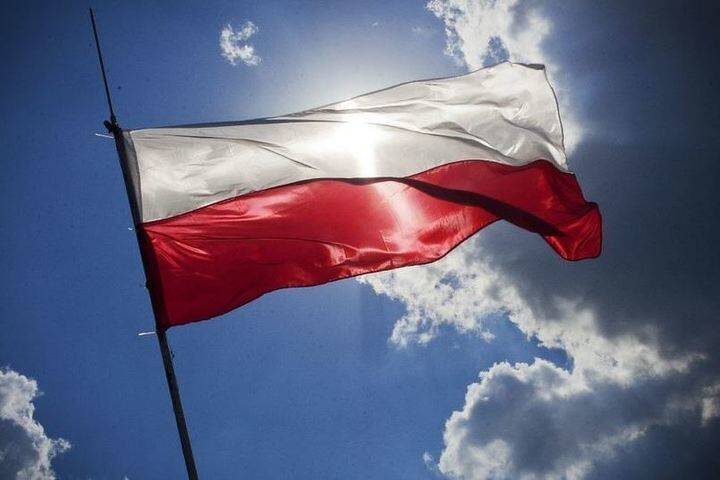Польский депутат обвинил Евросоюз в стремлении свергнуть власти Польши