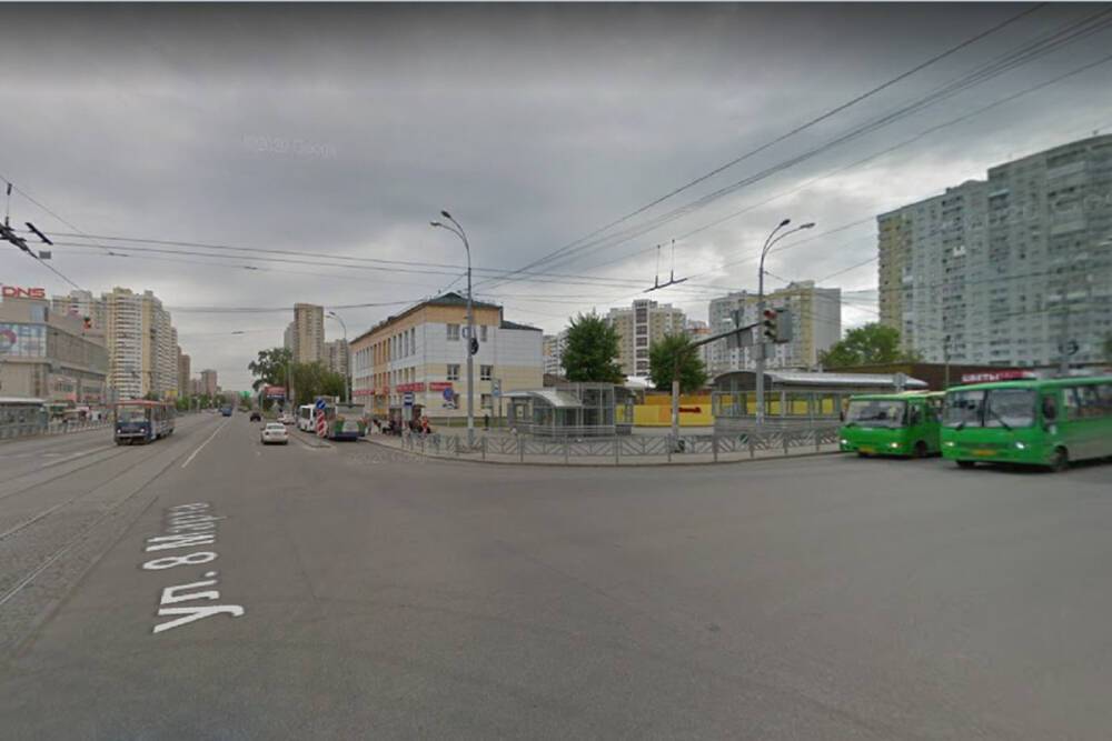 Офис загорелся в центре Екатеринбурга