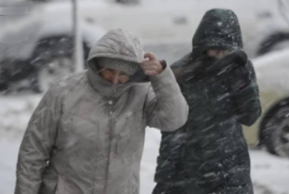 Снегопады и морозы до -13 атакуют Украину с двух сторон, погода резко ухудшится: точный прогноз