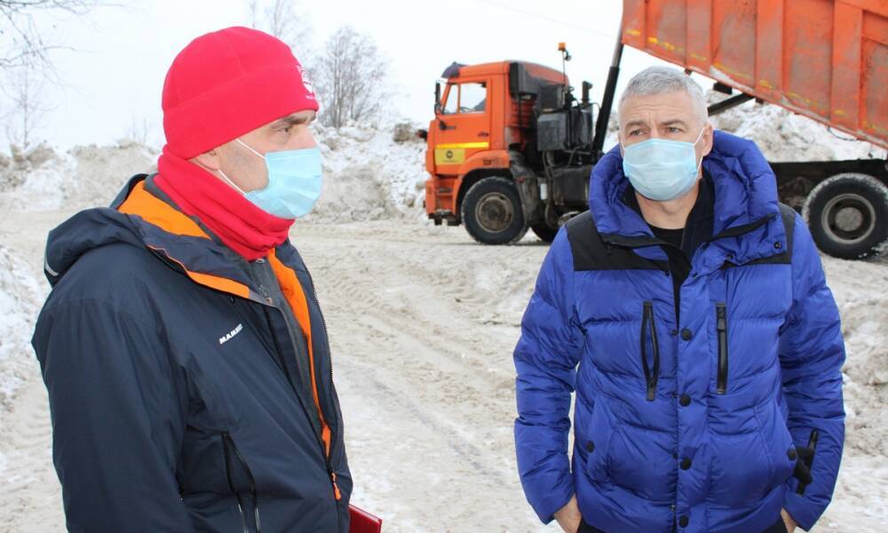 «С работой не справляется». Глава Петрозаводска разорвет контракт с фирмой, которая чистит улицы