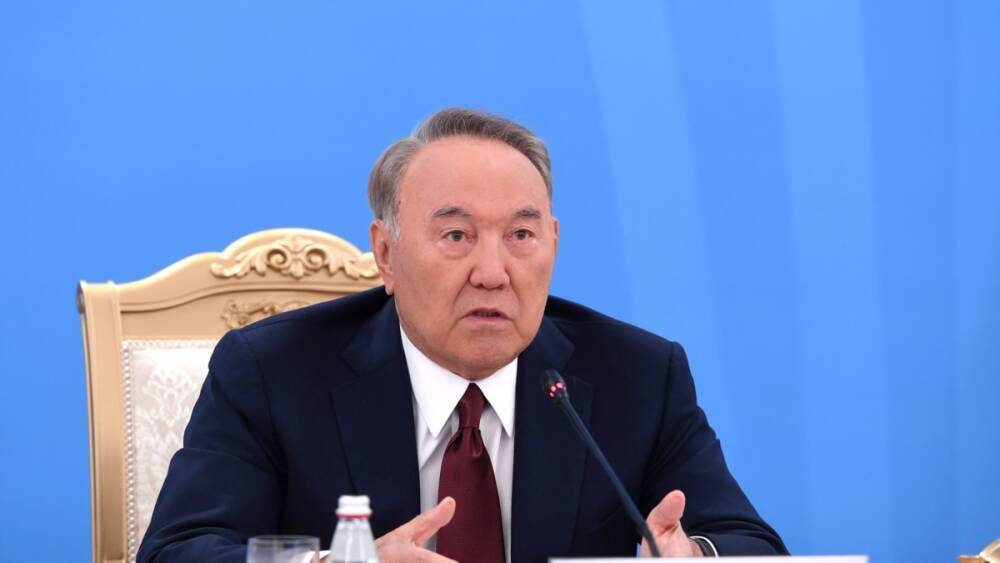 OCCRP: Назарбаев управляет активами на $8 млрд через фонды
