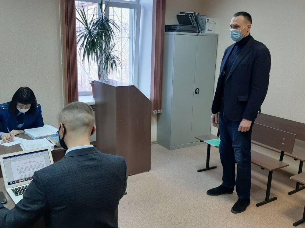Экс-чиновника мэрии Новосибирска Лобыню начали судить по делу о взятках и отмывании денег