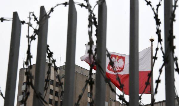 Шантаж и раздел на сферы влияния: чего боятся Латвия и Польша