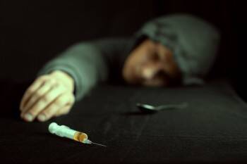 27 вологжан стали жертвами наркотиков в прошлом году