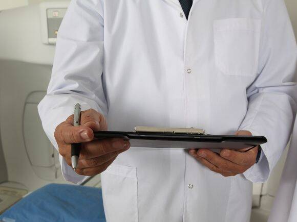 В Хакасии врач поликлиники советовал пациентам лечиться «мертвой водой»