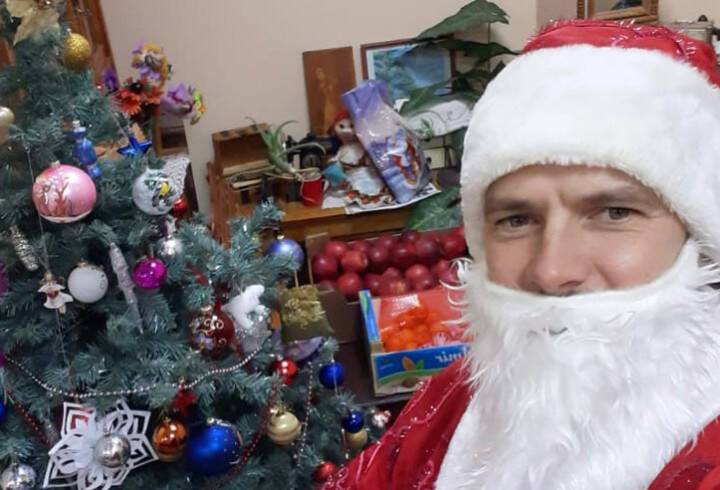 Василий Бугров из Всеволожского района стал победителем конкурса «Волонтер – Дед Мороз года»