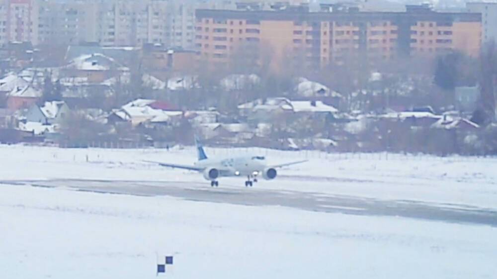 Приземление новейшего самолёта МС-21 в Воронеже сняли на видео