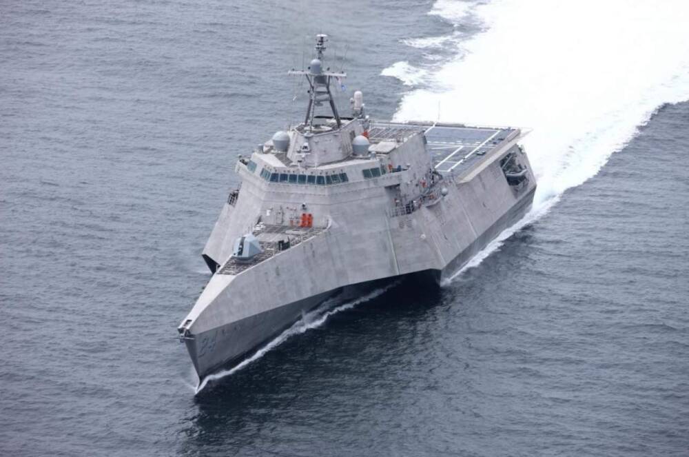 Китай заявил, что в их территориальные воды зашел американский корабль