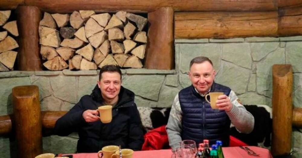 Зеленский рассказал о прогулке по горам с президентом Польши
