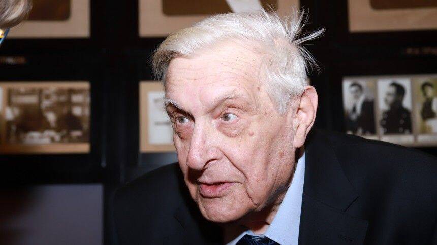 Как себя чувствует инфицированный COVID 87-летний Олег Басилашвили