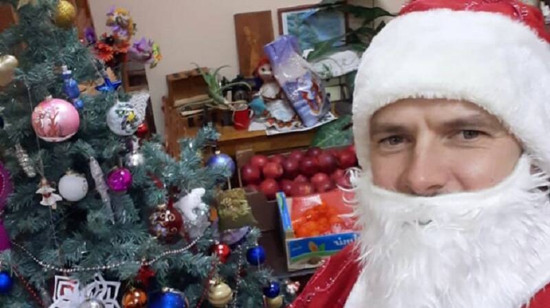 Житель Ленобласти победил в конкурсе «Волонтер – Дед Мороз года»