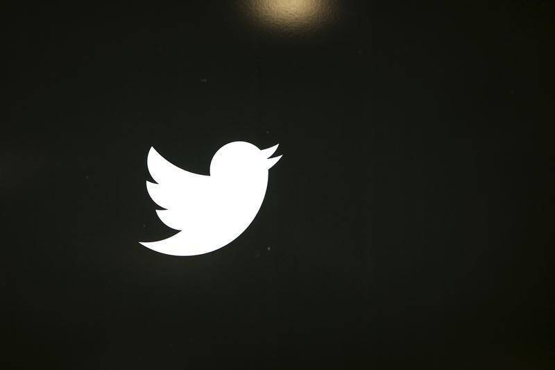 Twitter добавил возможность поставить NFT на фото профиля
