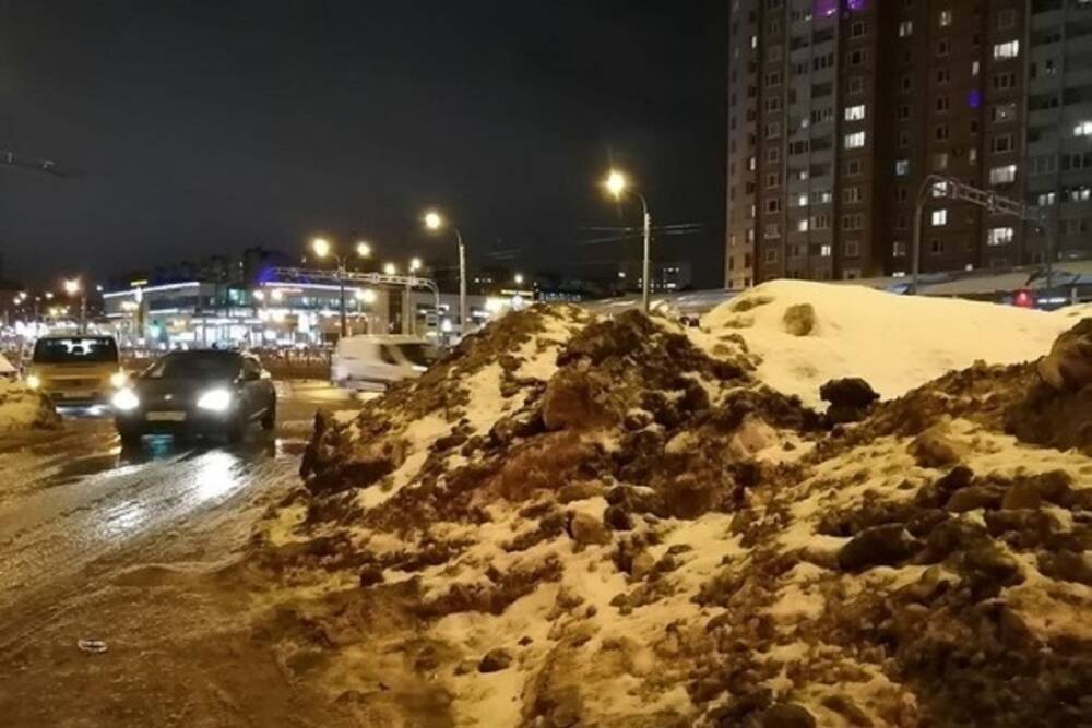 Снег и лед уничтожают бизнес маркетплейсов в Петербурге