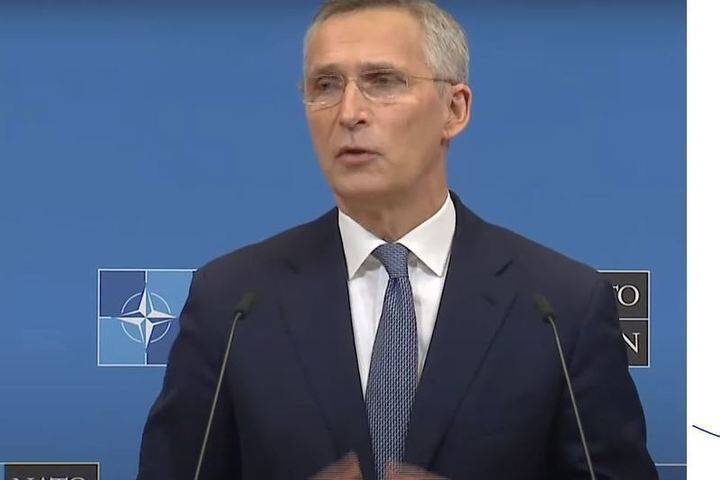 В НАТО попросили Столтенберга не уходить в отставку