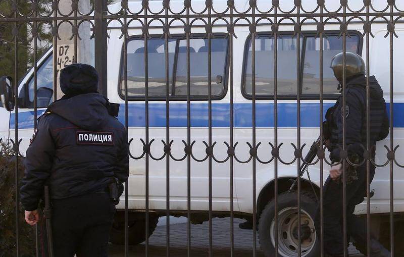 В Омской области неизвестный убил трех человек, в том числе ребенка