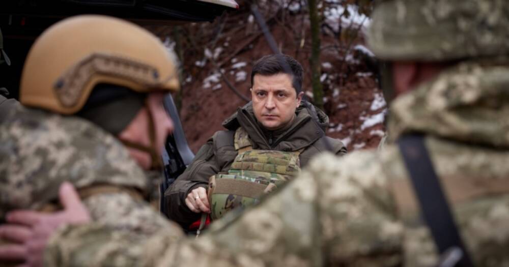Генерал рассказал, почему Зеленский пугает украинцев войной с Россией