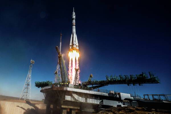Космонавт допустил прекращение сотрудничества РФ и США на МКС