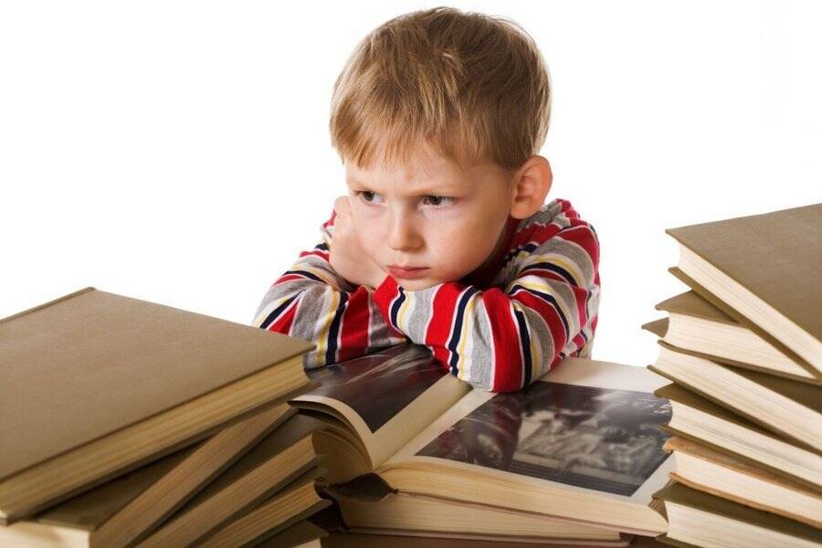 «Не хочу учиться!» 5 фраз, которые помогут вызвать у ребенка интерес к учебе