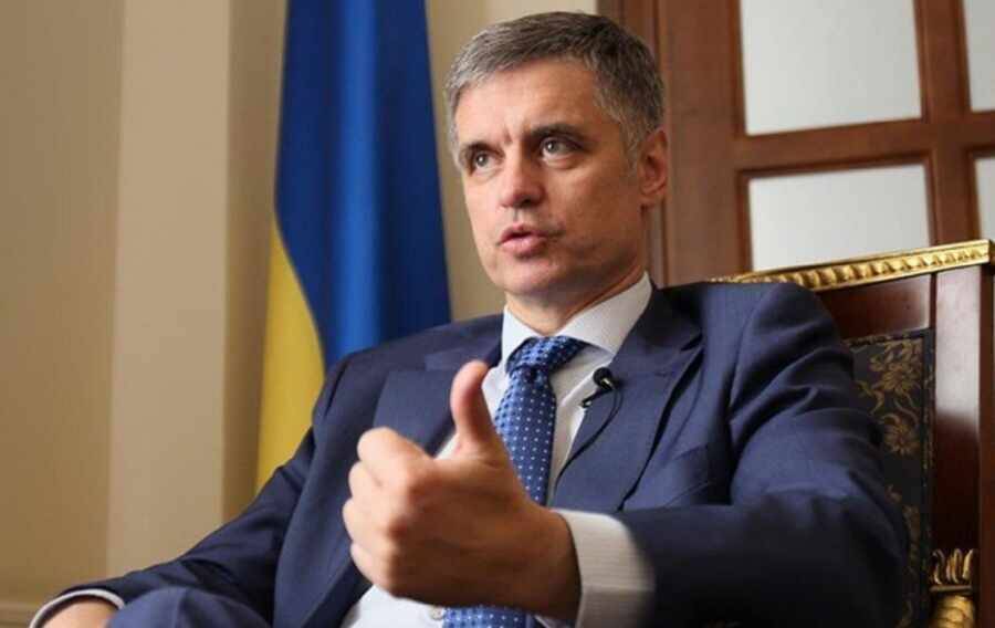 Украина готова попросить Лондон о переброске войск на Украину