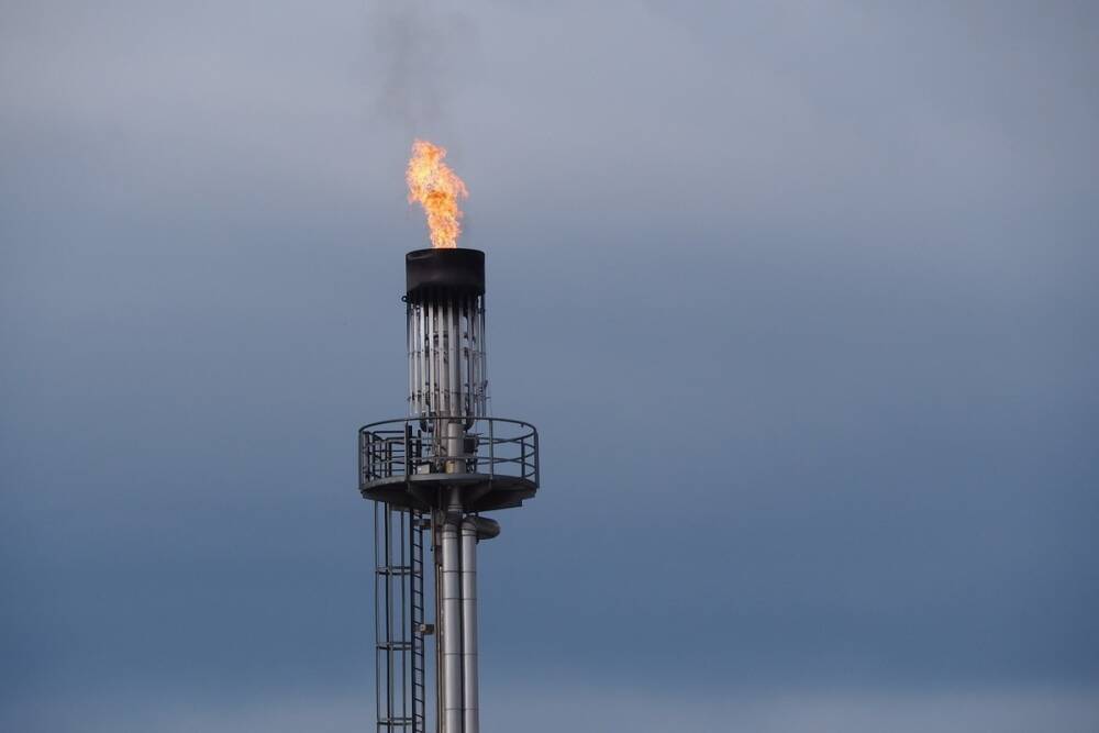 Еврокомиссар по энергетике считает геополитику причиной высоких цен на газ