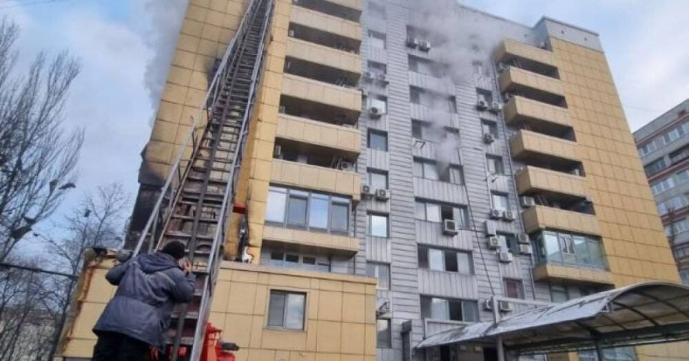 Полиция озвучила версию возникновения пожара в центральном офисе АТБ