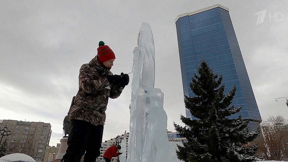 Красноярскую зиму преобразил конкурс ледовых скульптур