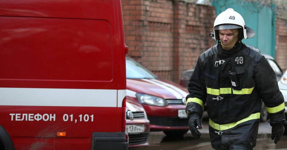 Из ТЦ в Новосибирске после возгорания эвакуировали 250 человек