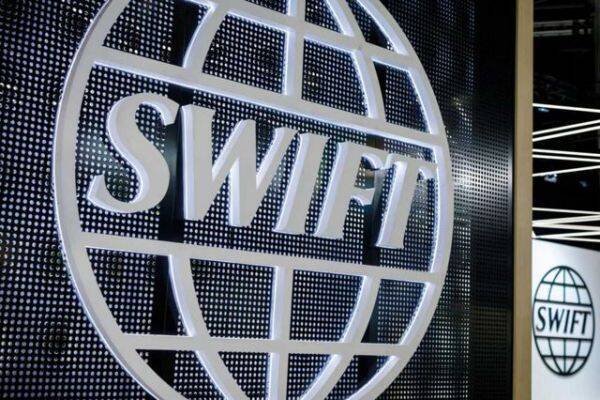 Представитель России: Отключение страны от SWIFT уже не обсуждается